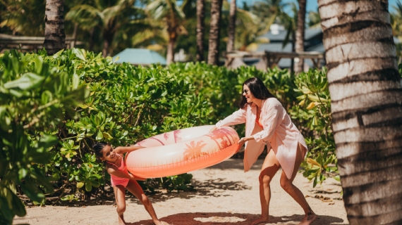 A beach club in Mauritius made for easy family days